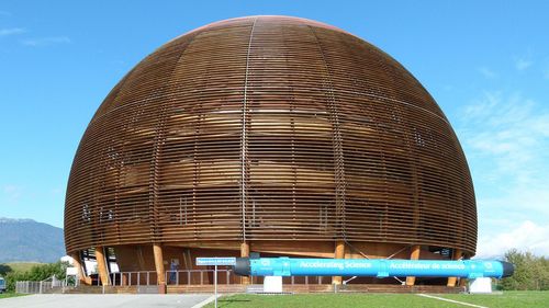 CERN på 70-årsjubileumsturné